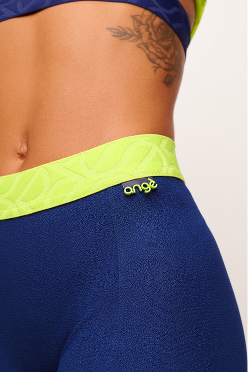 Short Marinho com Blackout Youth